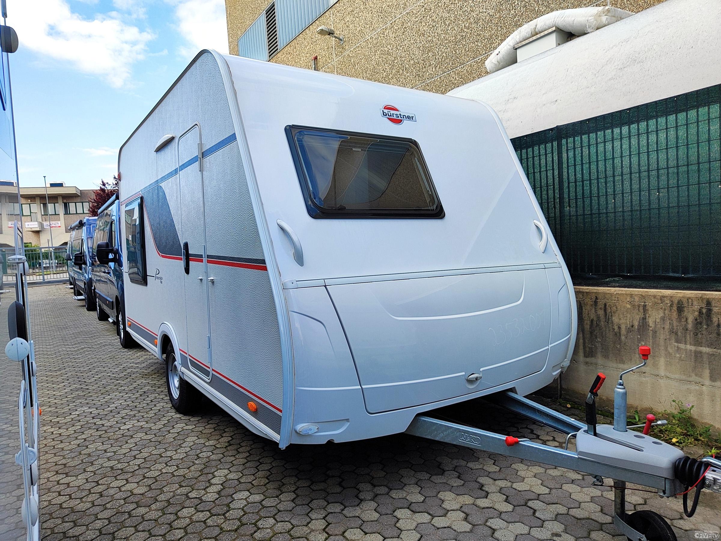 Burstner Premio Plus 410 TS – Caravan per famiglia