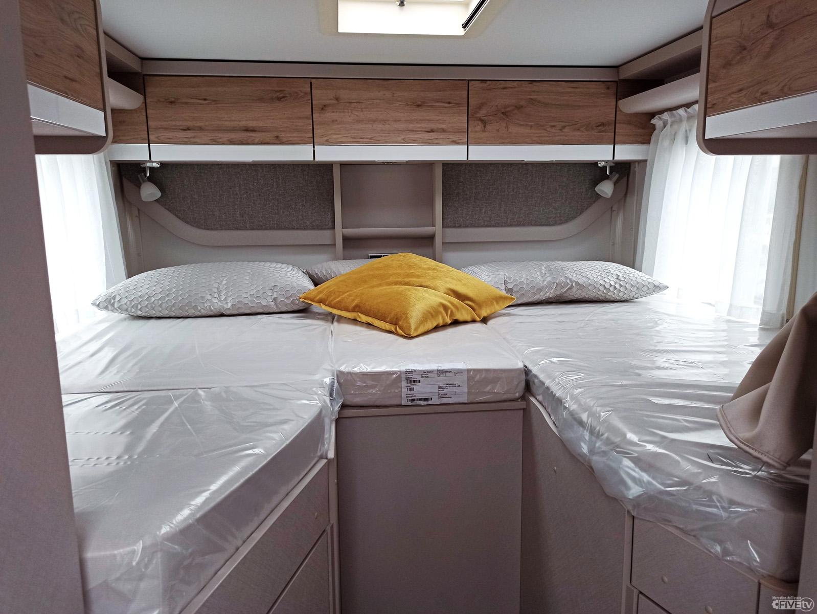 Hymer Exsis-I 474 – Motorhome con letti gemelli